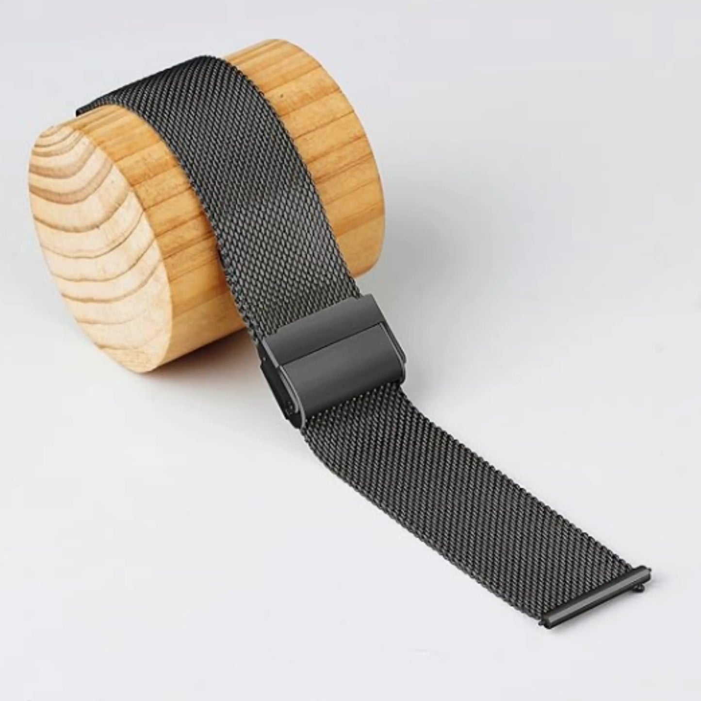 Apple watch Milanese band